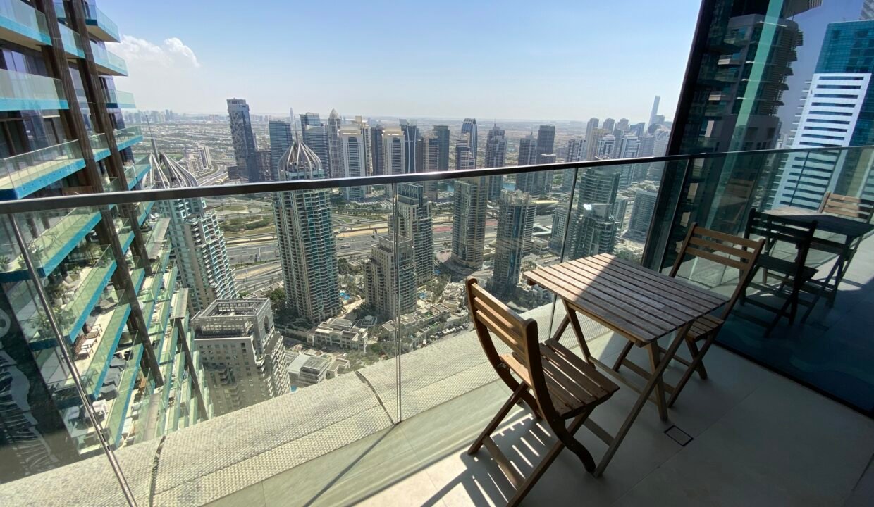 Balkon des Apartments zum Kauf in der Dubai Marina