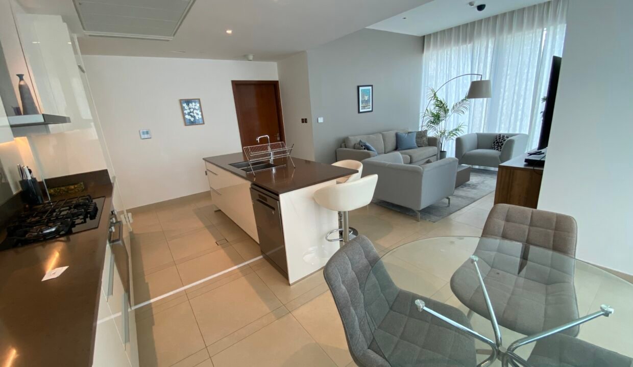 Küche und Wohnzimmer Apartment zum Kauf in Dubai Marina