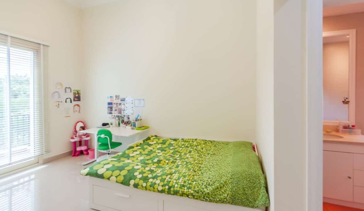 Kinderzimmer oben im Haus zum Kauf in The Villa Dubailand