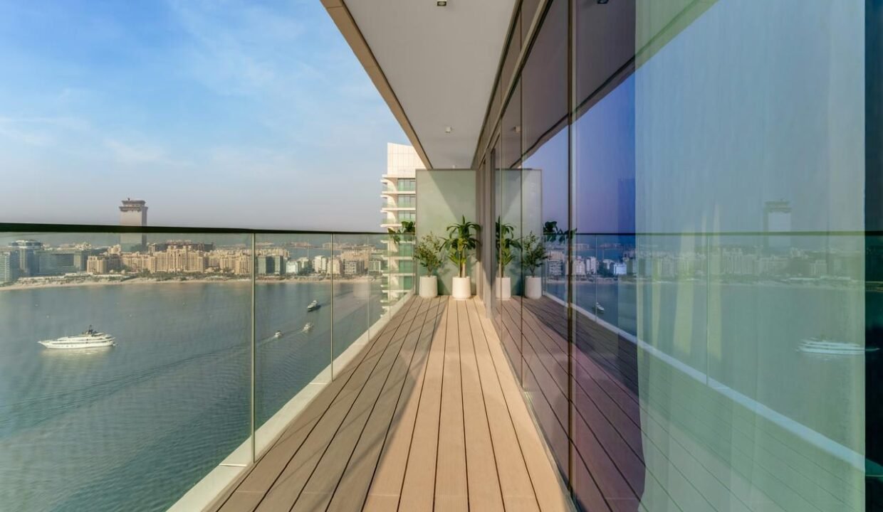 luxus-apartment-dubai-emaar-beachfront-palm-jumeirah-view