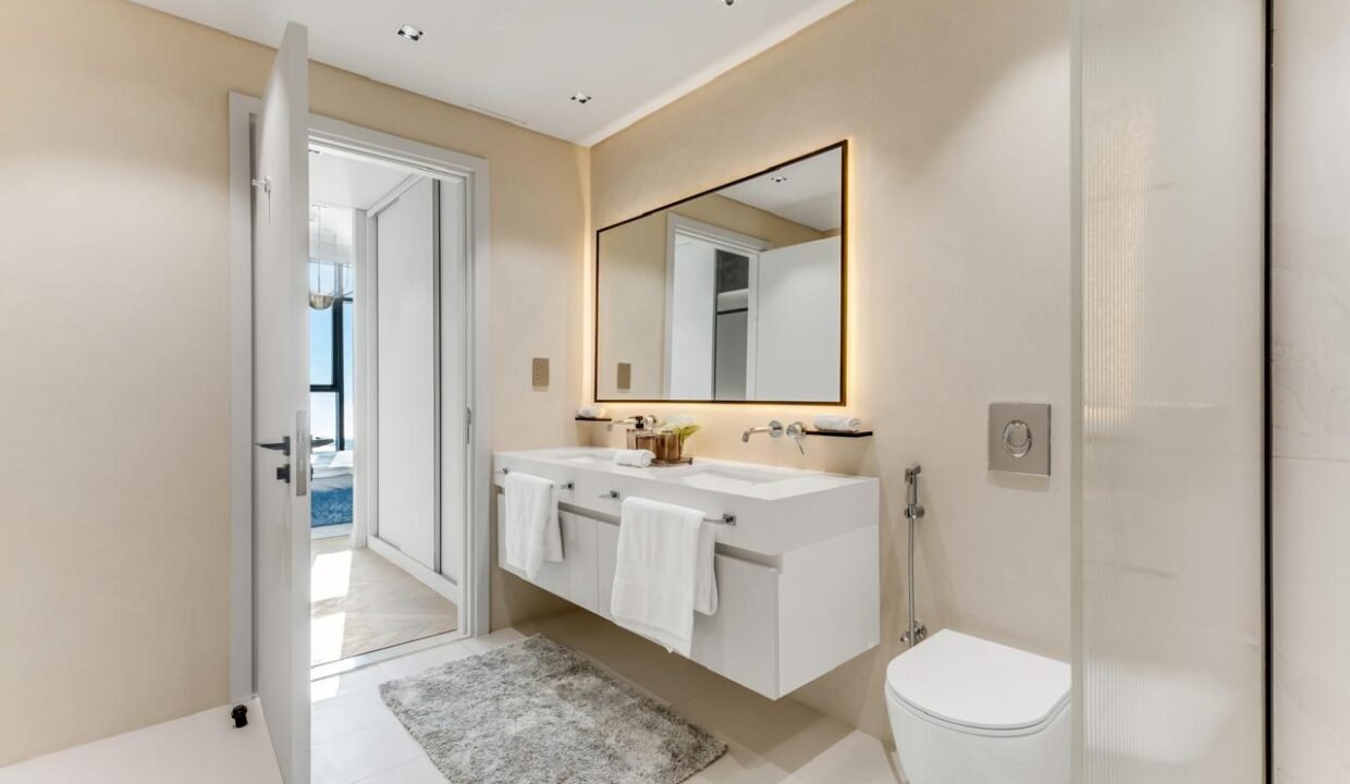 modernes-badezimmer-apartment-kaufen-dubai-emaar-beachfront