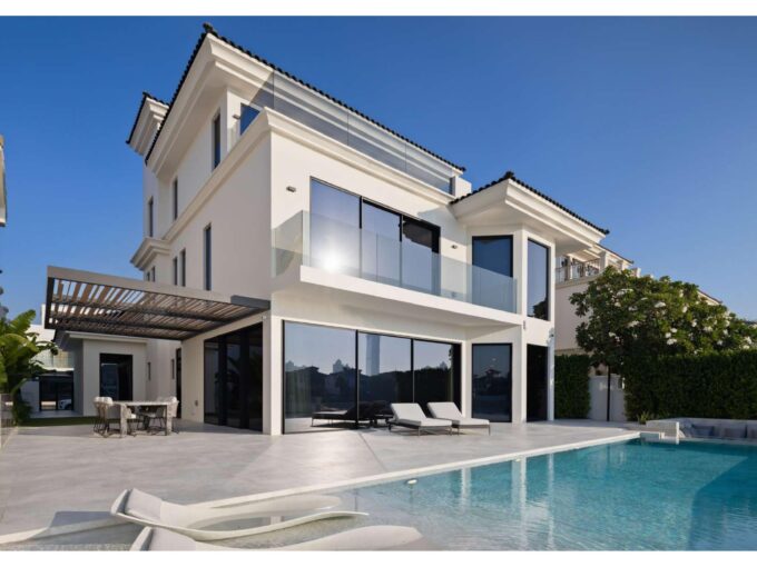 Vollständig renovierte Villa zum Kauf auf der Palm Jumeirah
