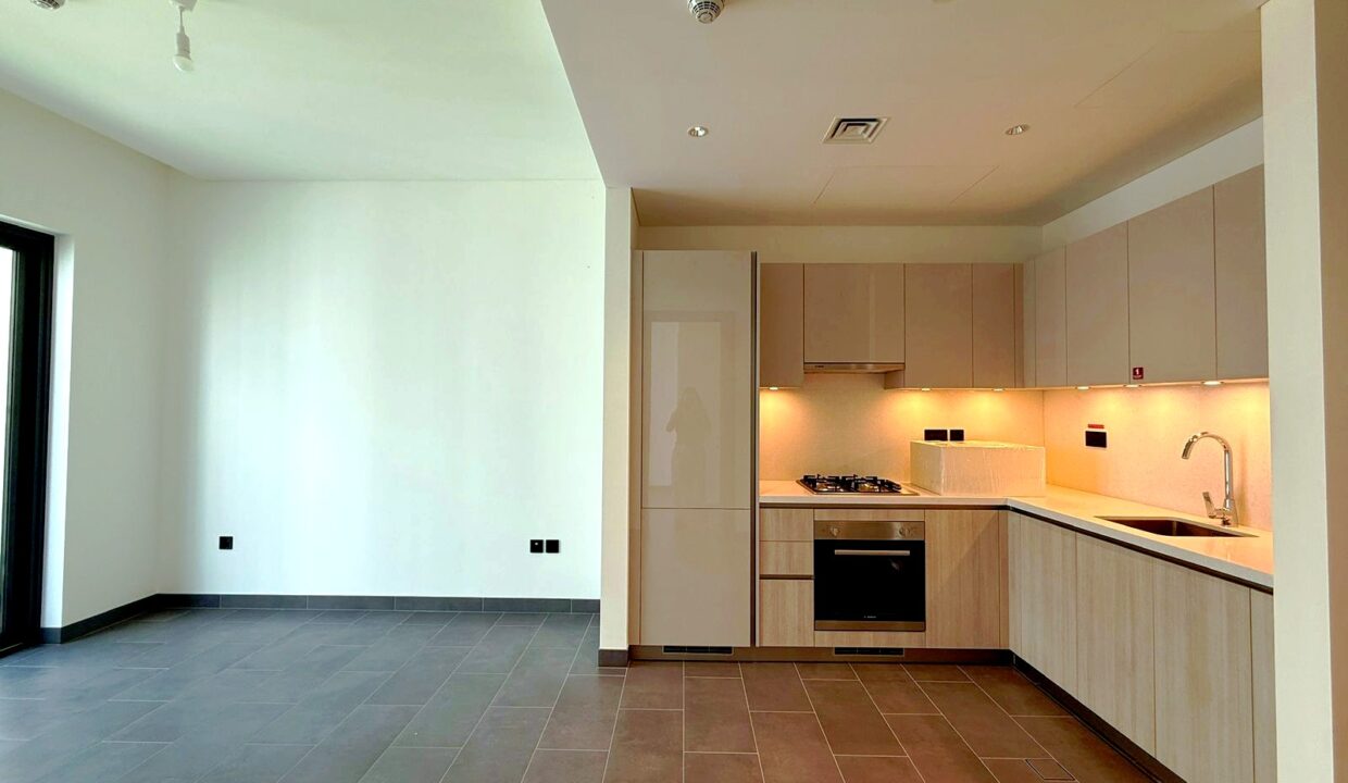 Offene Küche des Apartments zum Kauf in Sobha Hartland Dubai